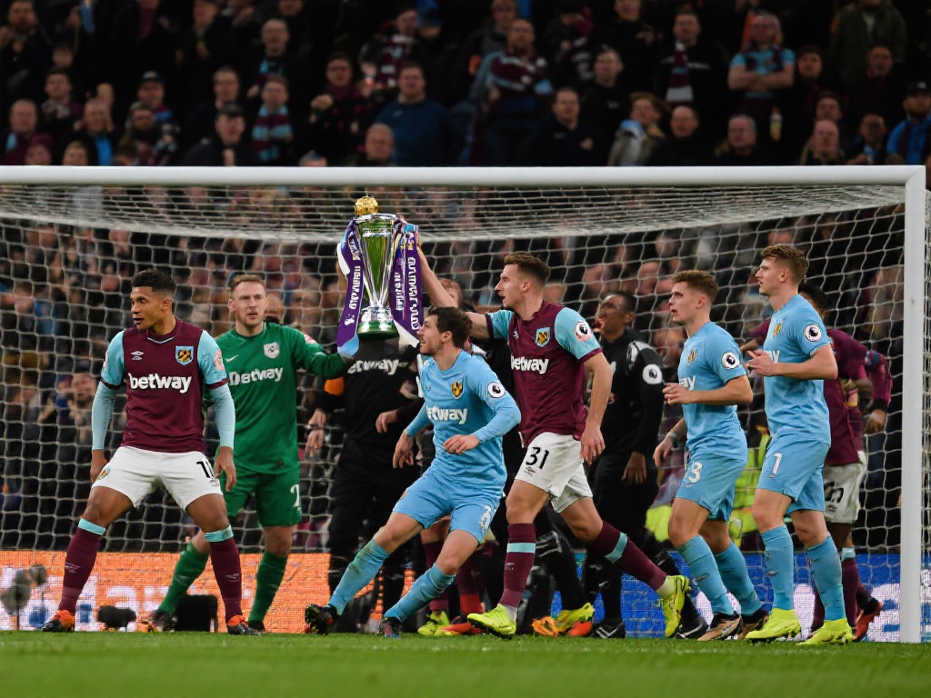 英超足总杯大冷门：红军蓝军枪手皆出局，前四仅存森林